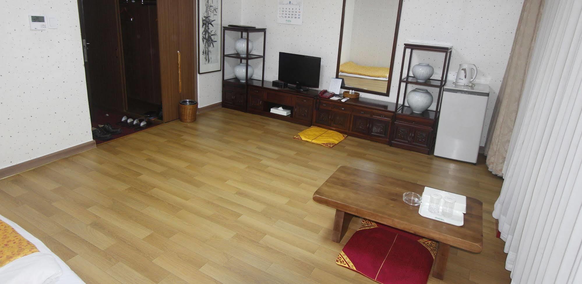 Gwangmyeong Diana Hotel Extérieur photo
