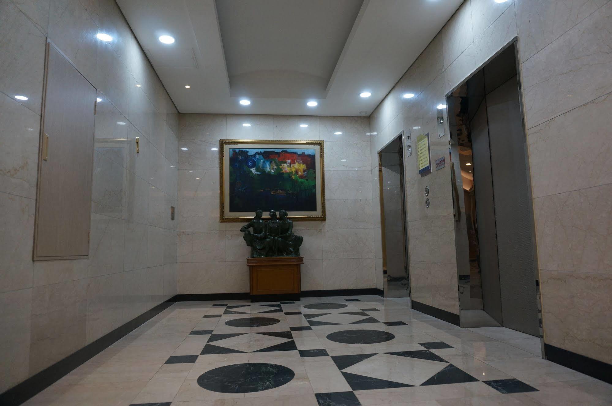 Gwangmyeong Diana Hotel Extérieur photo
